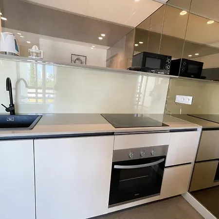 Neptuno III - Modern Studio And City Center * Vilamoura