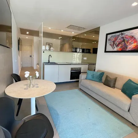 Neptuno III - Modern Studio And City Center Apartment