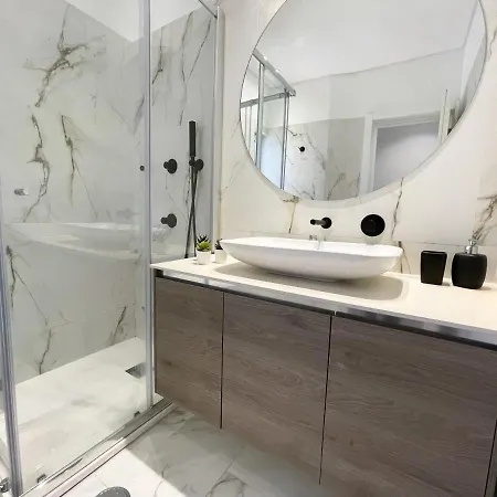 Neptuno III - Modern Studio And City Center Apartment Vilamoura